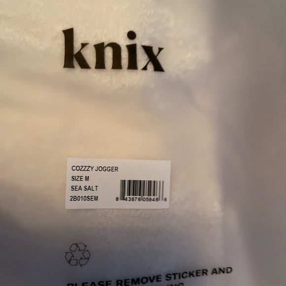KNIX Cozzzy Cozy Track Pant - Size Medium - Sea Salt - NWT - Picture 5 of 6